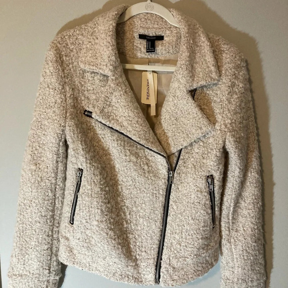 NWT Forever 21 Asymmetrical Zipper Faux Fur Moto Jacket M - Picture 6 of 12